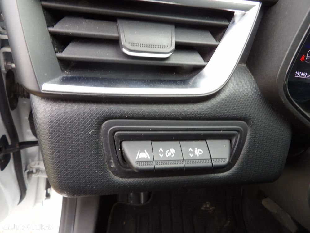Renault Clio - 12