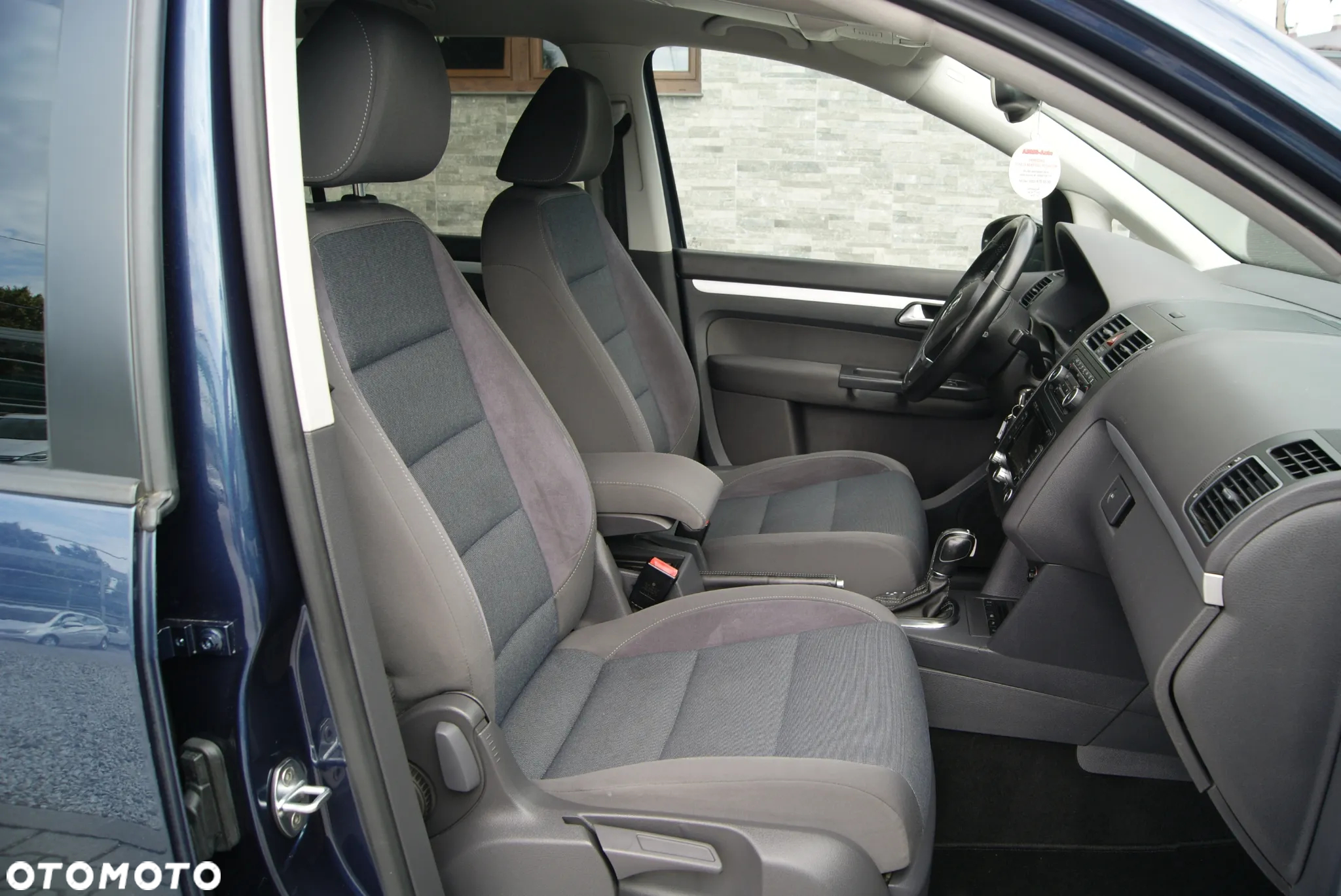 Volkswagen Touran 2.0 TDI DPF DSG STYLE - 21