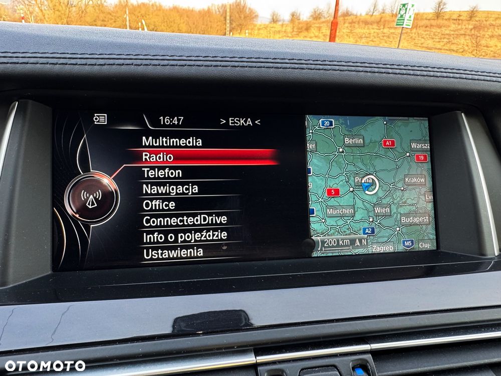 BMW Seria 5 530d xDrive Sport-Aut Luxury Line - 24