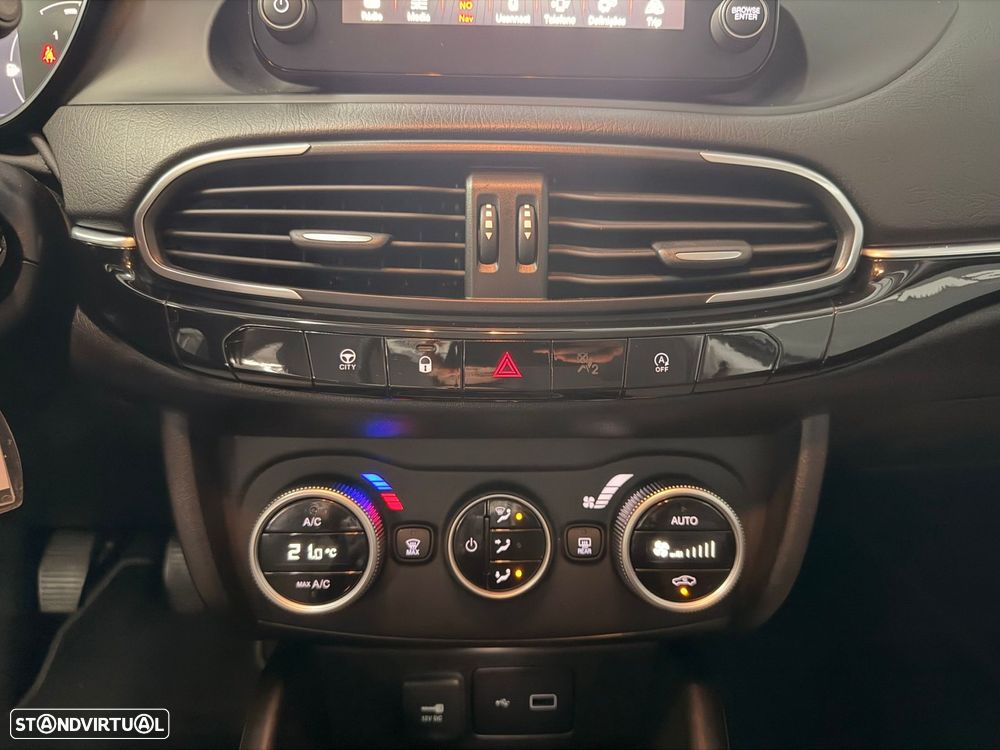 Fiat Tipo Cross 1.3 Multijet - 21