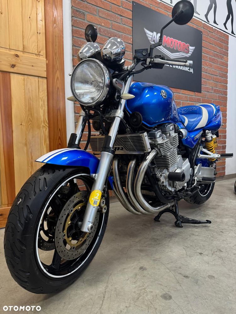 Yamaha XJR - 20