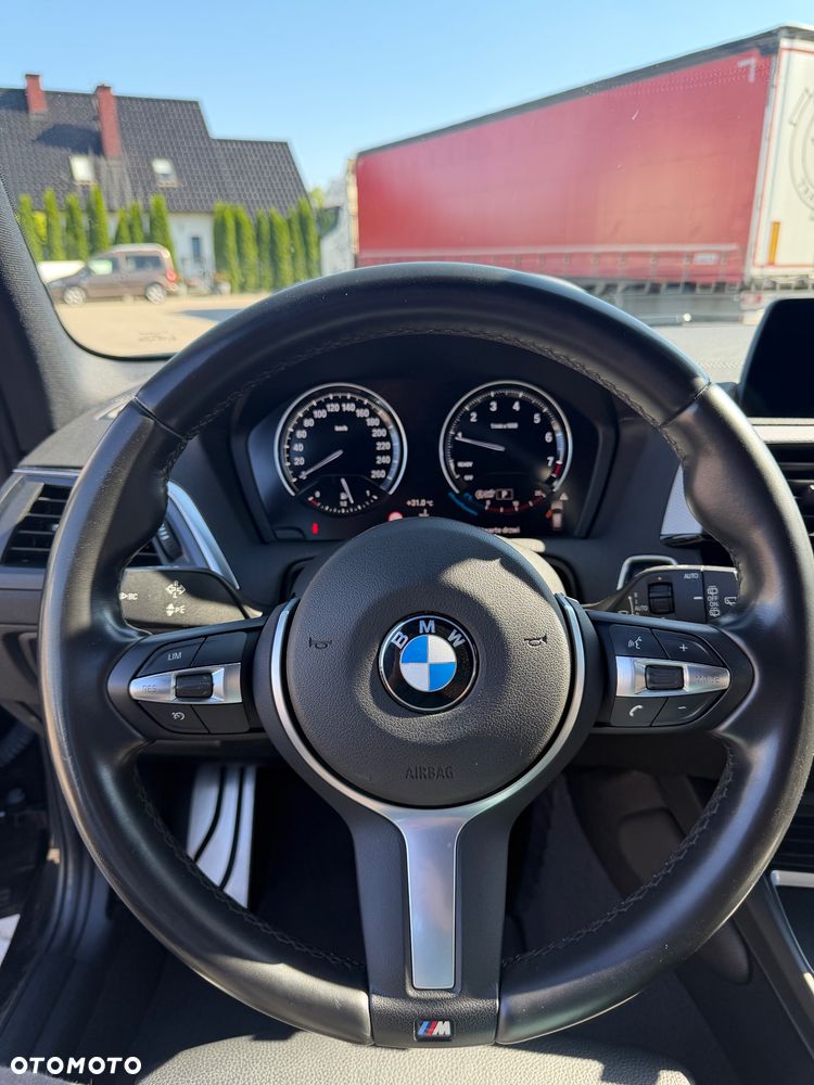 BMW Seria 1 120i M Sport Shadow - 22
