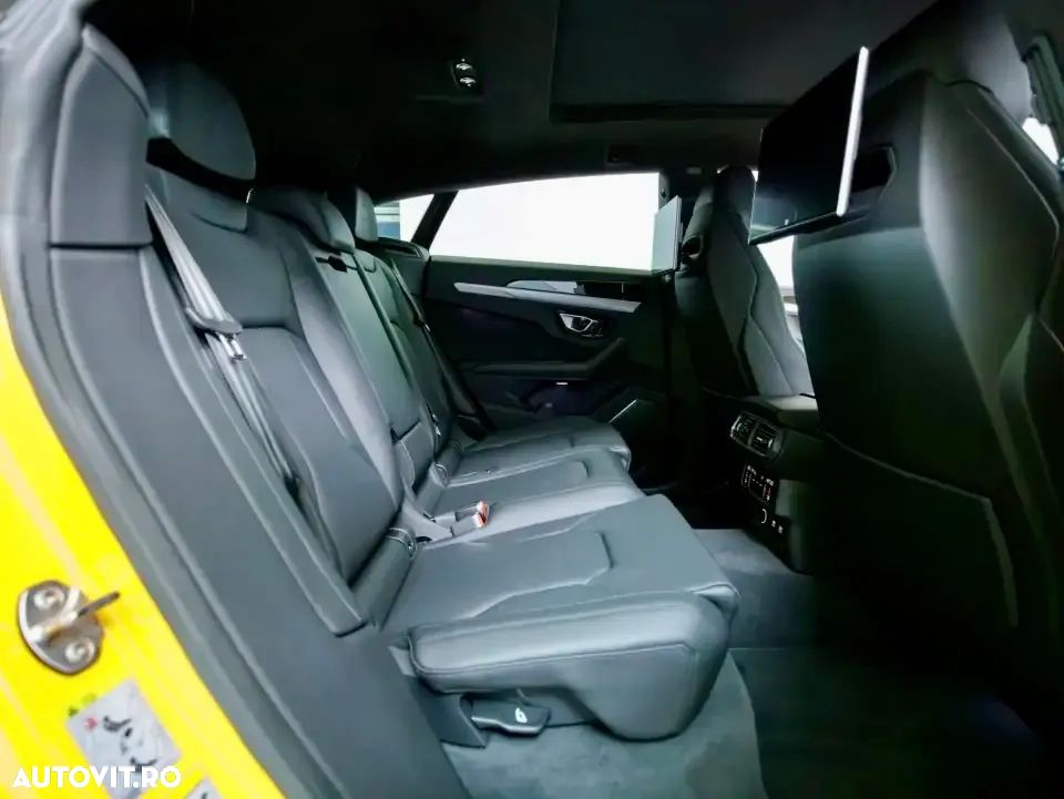 Lamborghini URUS Standard - 17