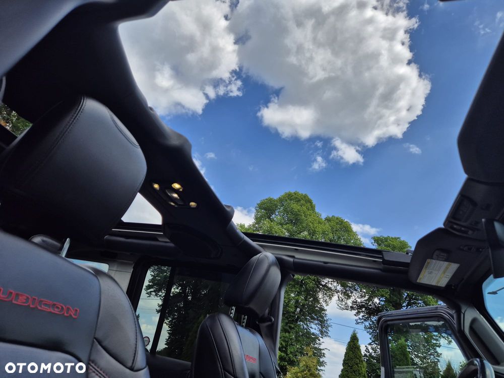 Jeep Wrangler - 30