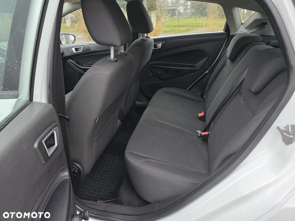 Ford Fiesta 1.5 TDCi Champions Edition - 10