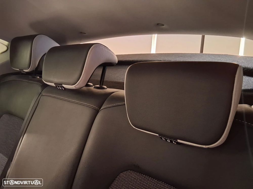 Renault Captur 1.5 dCi Exclusive - 22