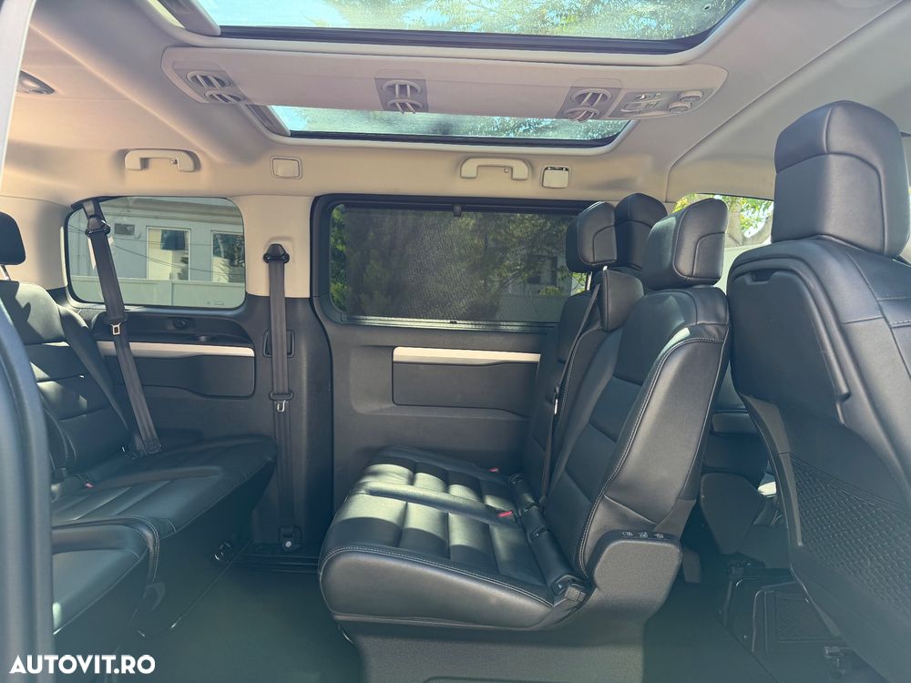 Peugeot Traveller e-Traveller L2 100kW - Baterie 75kWH Business VIP - 22