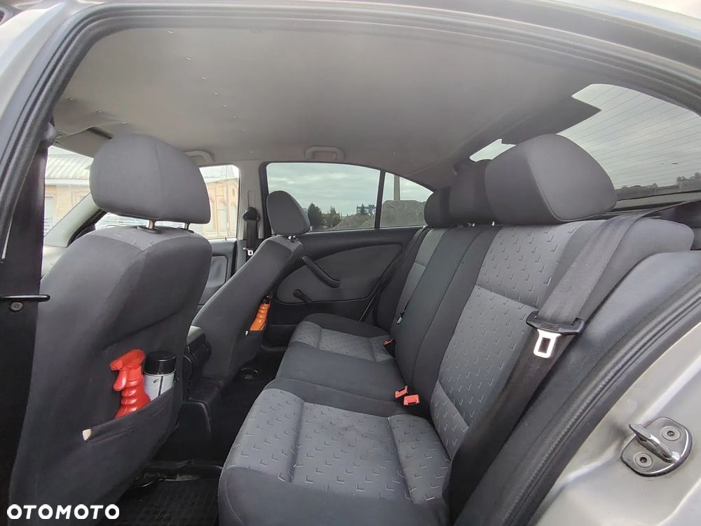 Skoda Octavia - 10