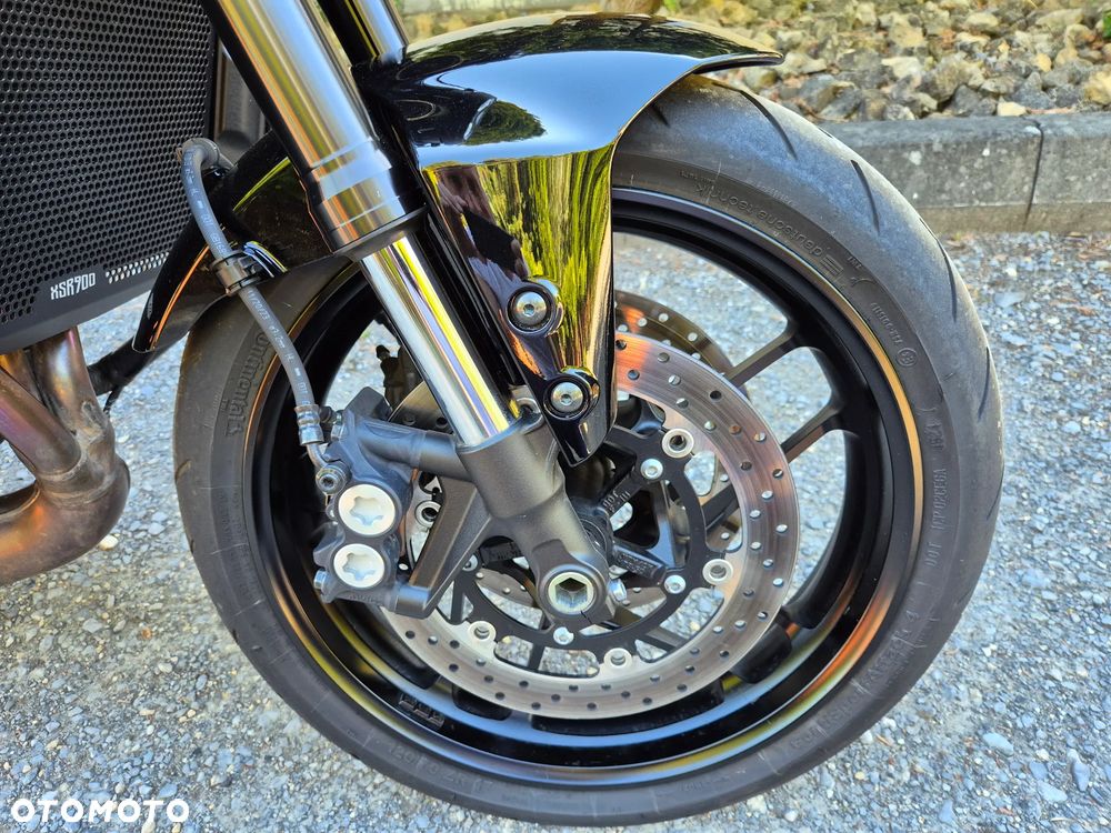Yamaha XSR - 33