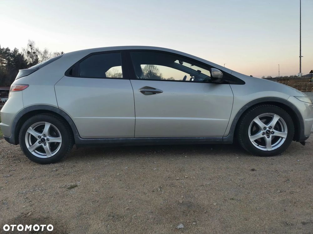 Honda Civic 1.8 Comfort - 20