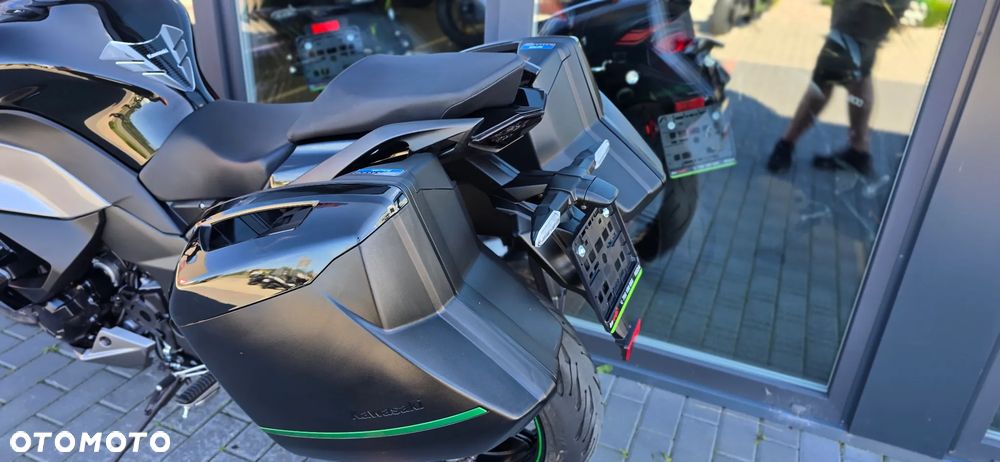 Kawasaki Ninja 1000 SX - 40
