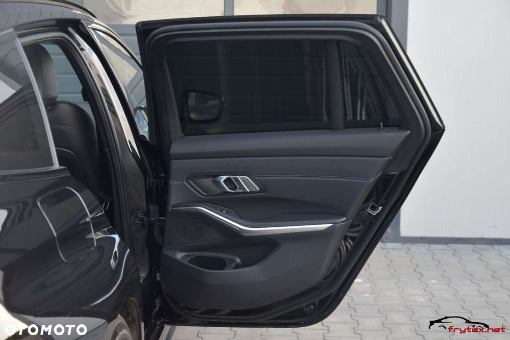 BMW Seria 3 - 24