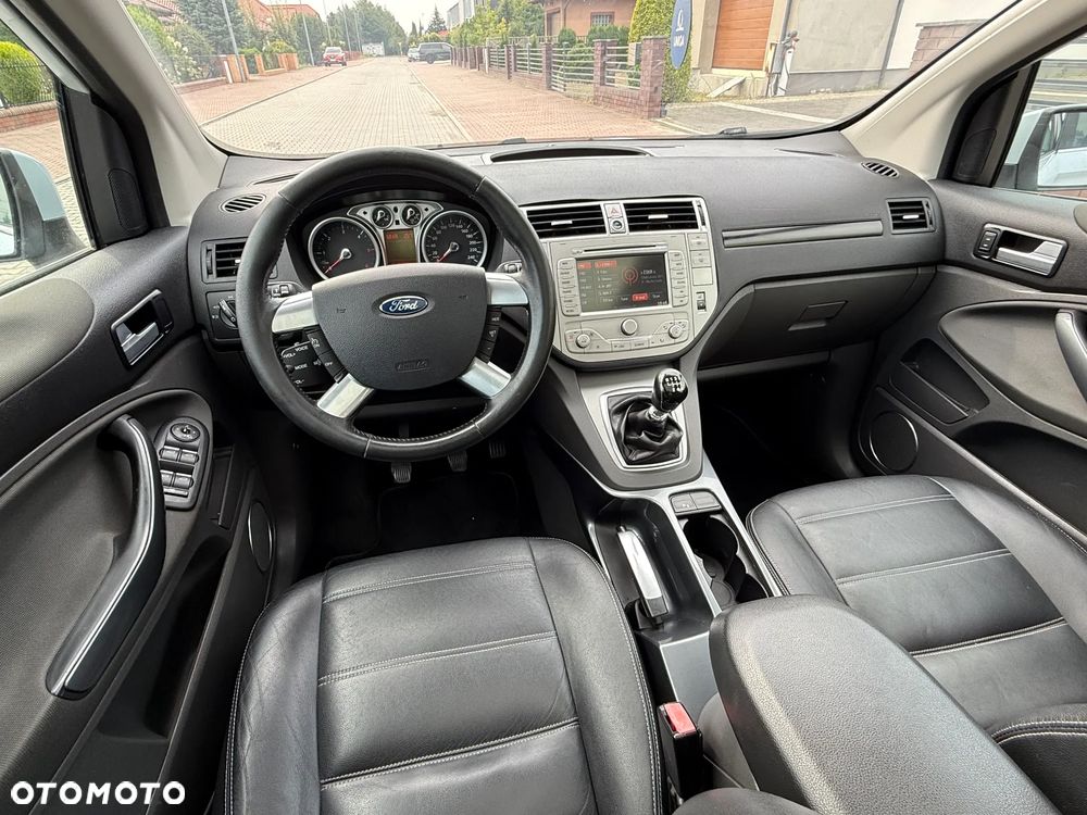 Ford Kuga - 22