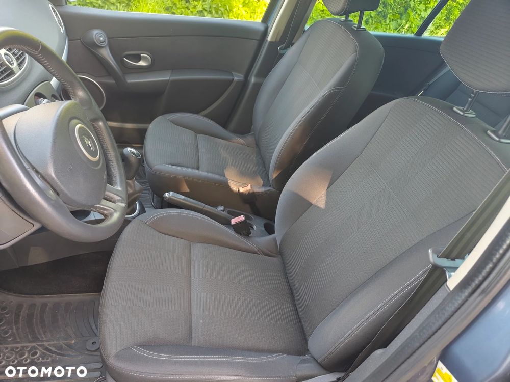 Renault Clio 1.2 16V TCE Ripcurl - 9