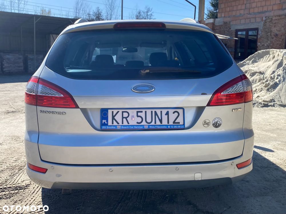 Ford Mondeo 2.0 TDCi Titanium - 9