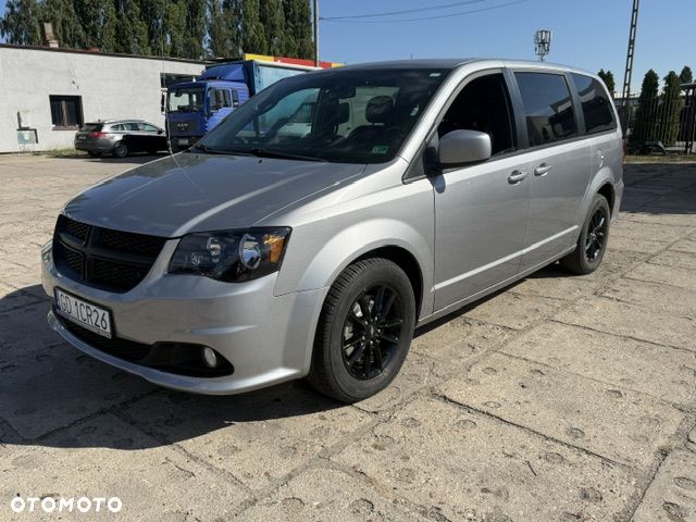 Dodge Grand Caravan - 11