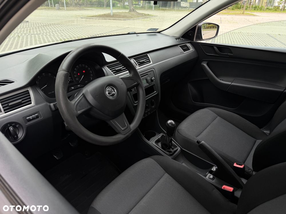 Skoda RAPID 1.2 TSI Edition Green tec - 6