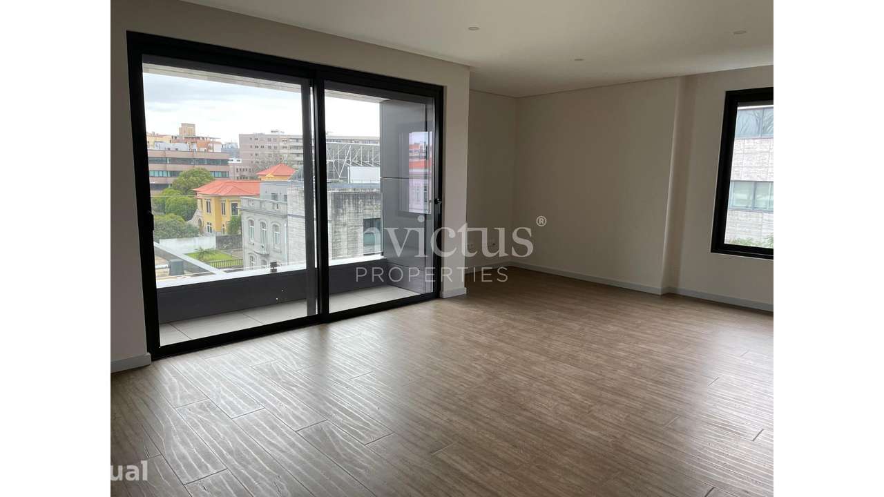 Apartamento T3 em plena Av. da Boavista - Grande imagem: 3/20