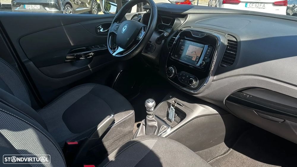 Renault Captur 1.5 dCi Exclusive - 19