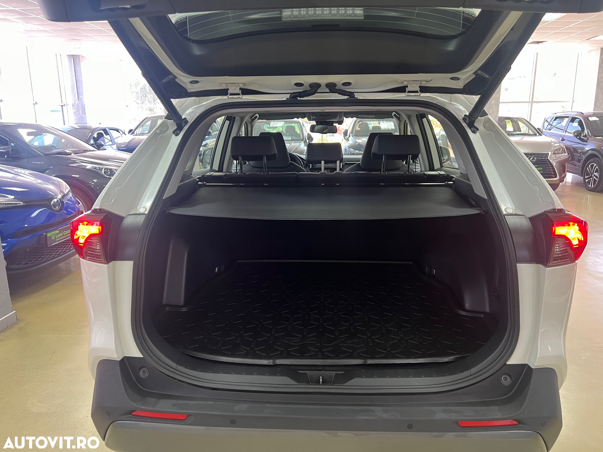 Toyota RAV4 - 15