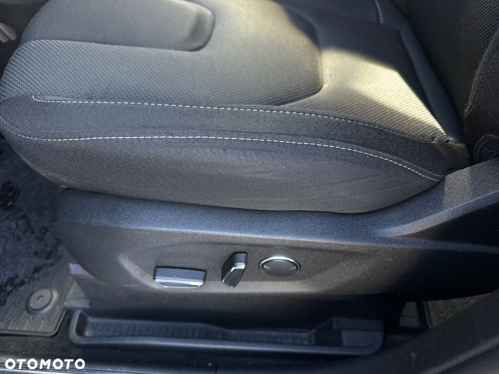 Ford S-Max 2.0 TDCi Titanium PowerShift - 9