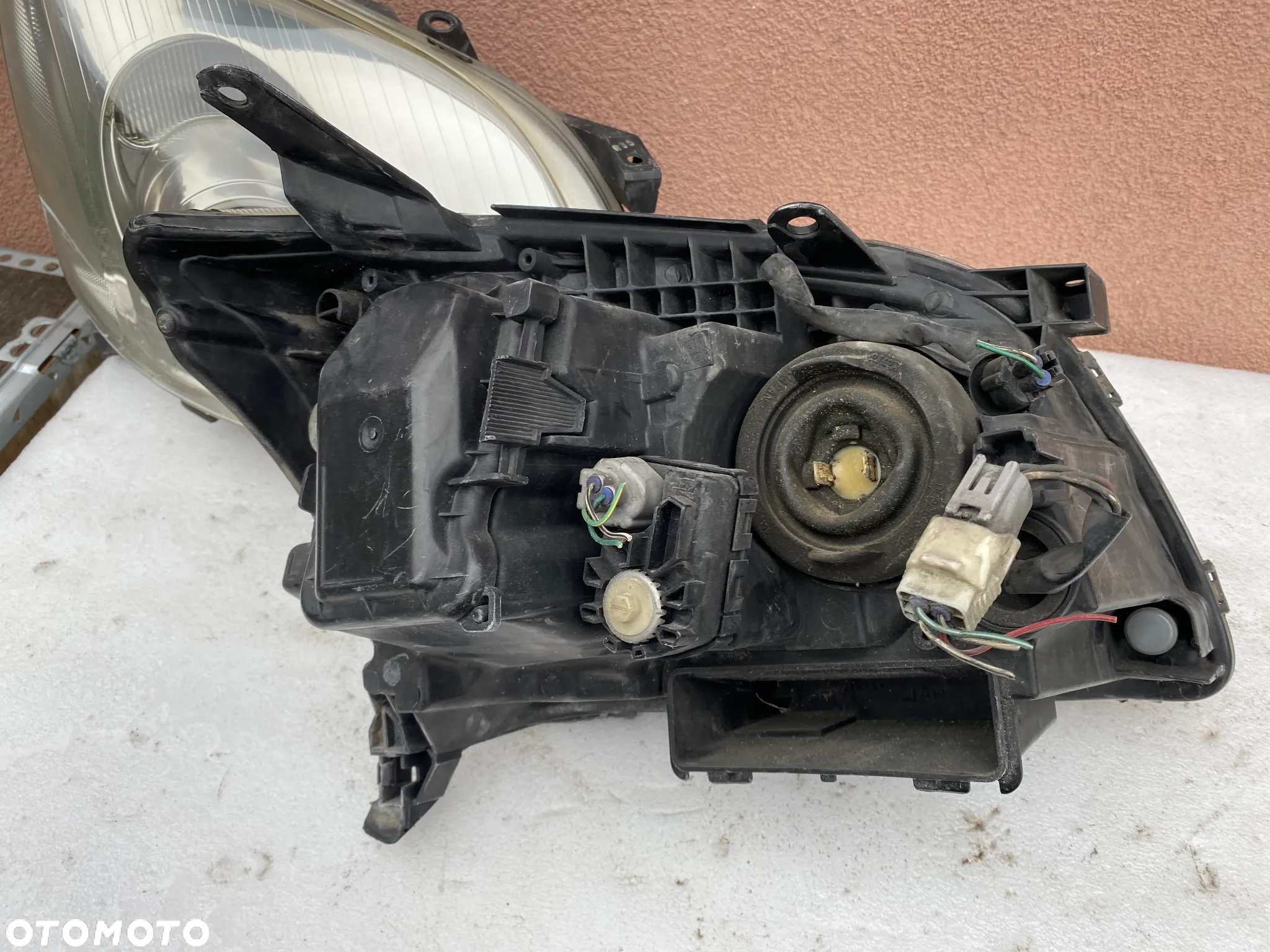 lampy avensis T25 komplet EU całe - 5