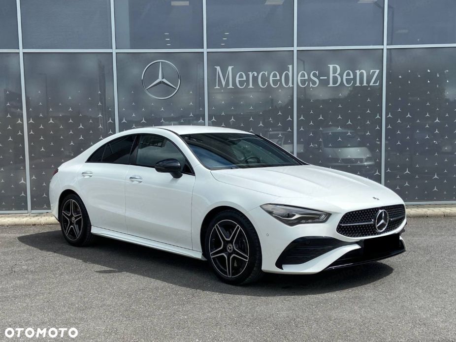 Mercedes-Benz CLA - 2