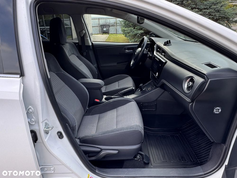 Toyota Auris 1.8 VVT-i Hybrid Automatik Touring Sports Edition S+ - 15