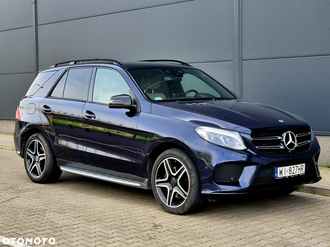 Mercedes-Benz GLE - 10