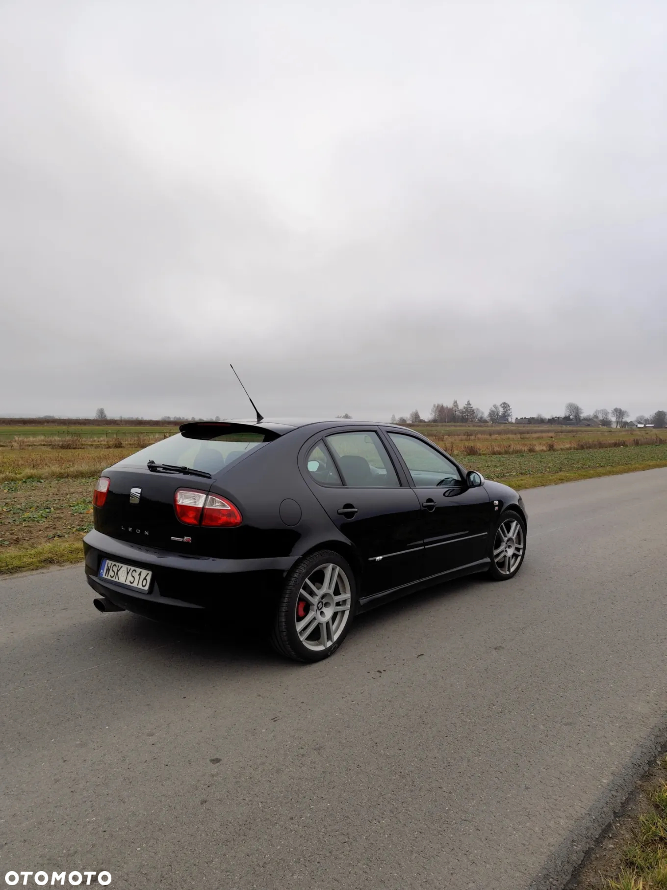 Seat Leon 1.8T Cupra R - 7