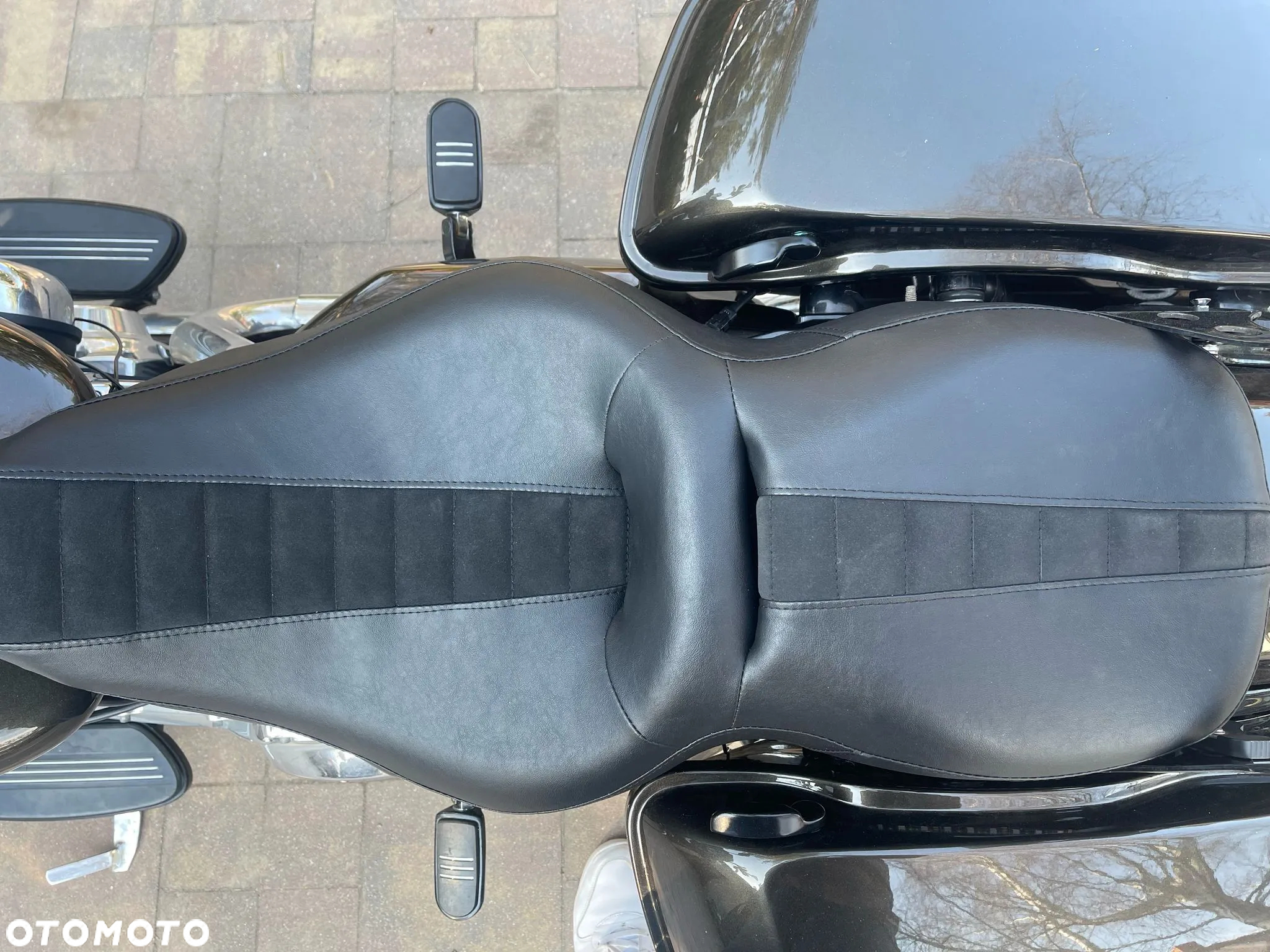 Harley-Davidson Touring Street Glide - 10