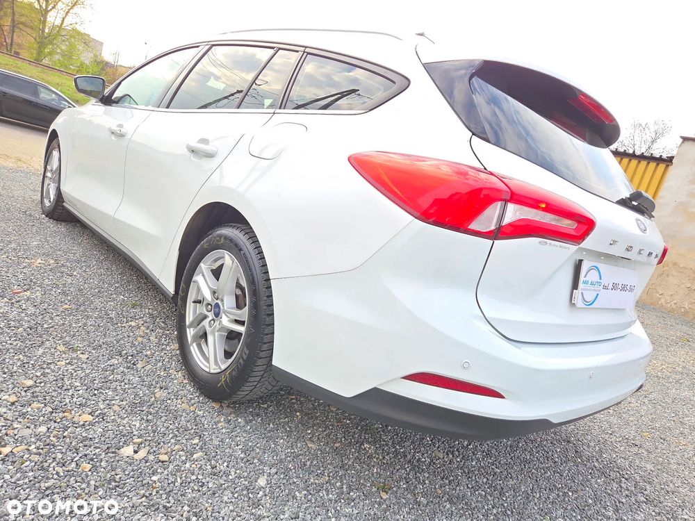 Ford Focus 1.5 EcoBlue Titanium Business - 10