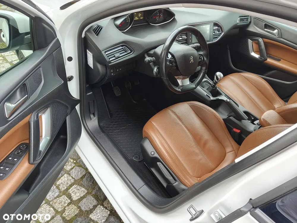 Peugeot 308 BlueHDi FAP 120 Stop&Start Active - 12