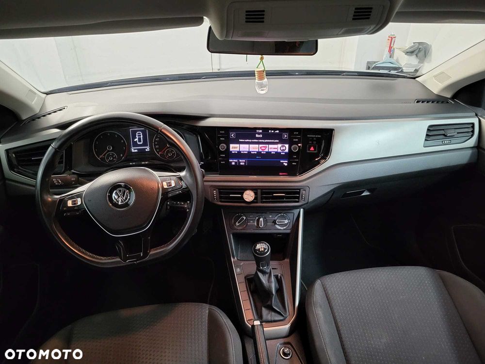 Volkswagen Polo - 5