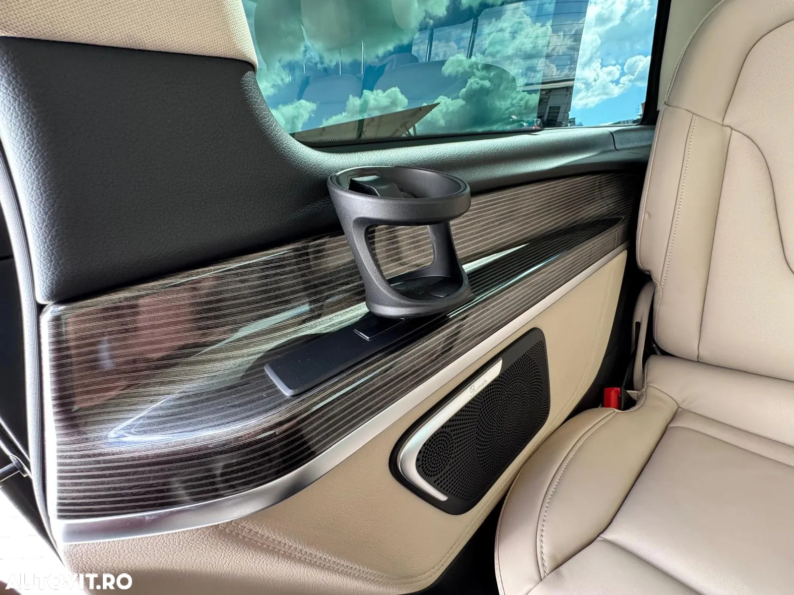 Mercedes-Benz V 300 d Combi Lung 237 CP AWD 9AT - 29