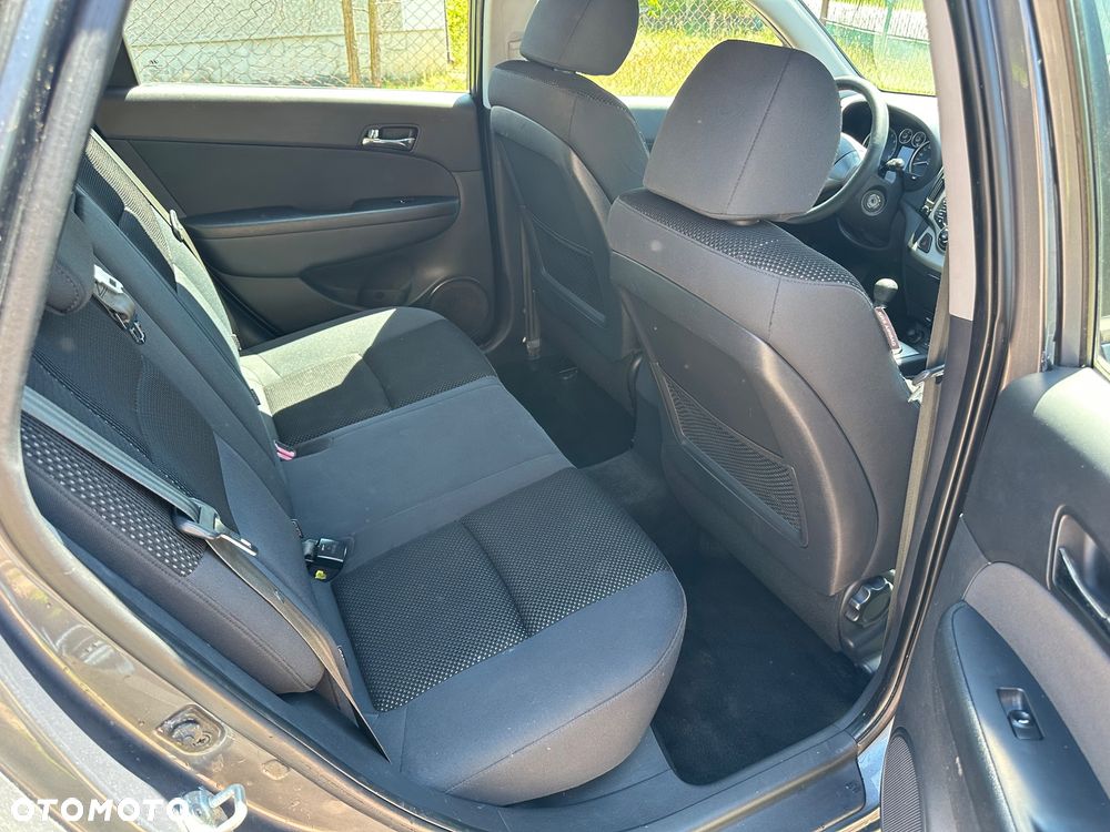 Hyundai i30 1.6 Premium - 18