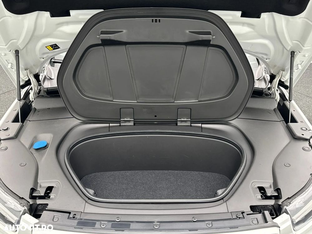 Volvo XC 40 Recharge Twin Motor AWD Plus - 3