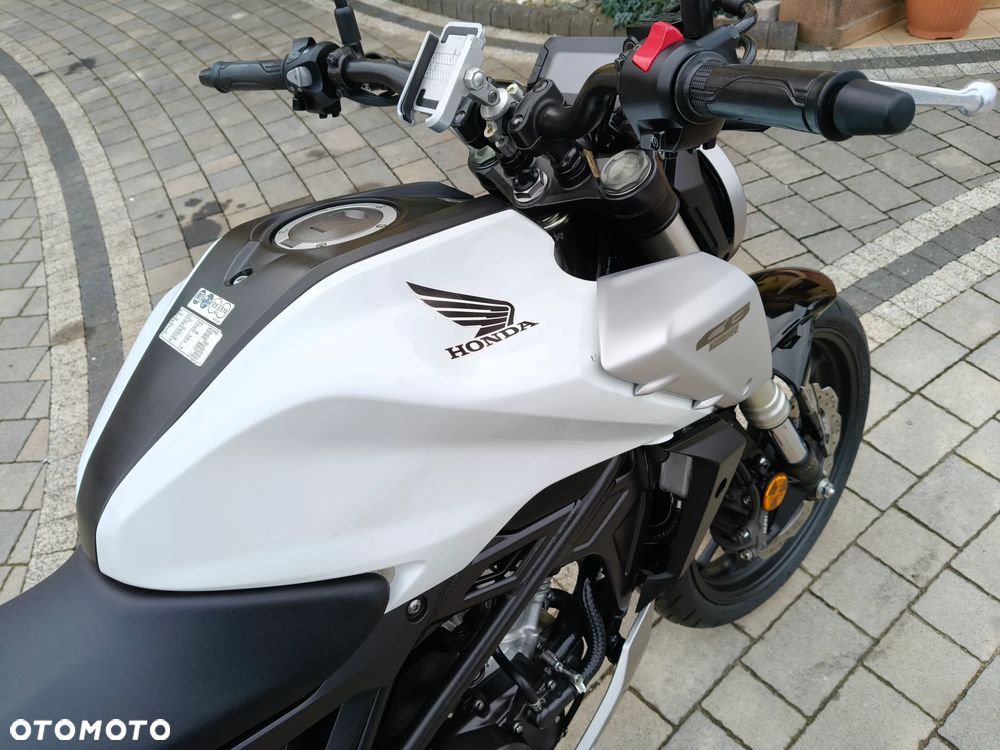 Honda CB - 9