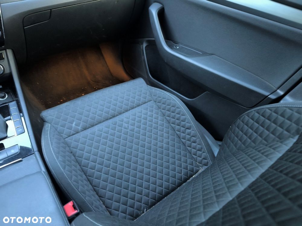 Skoda Superb 2.0 TDI DSG L&K - 11