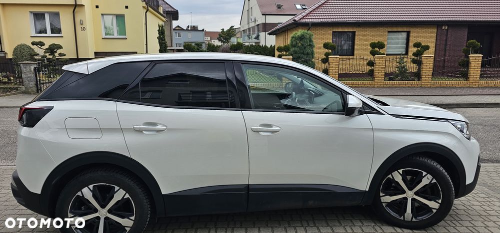 Peugeot 3008 1.6 BlueHDi Allure S&S - 2