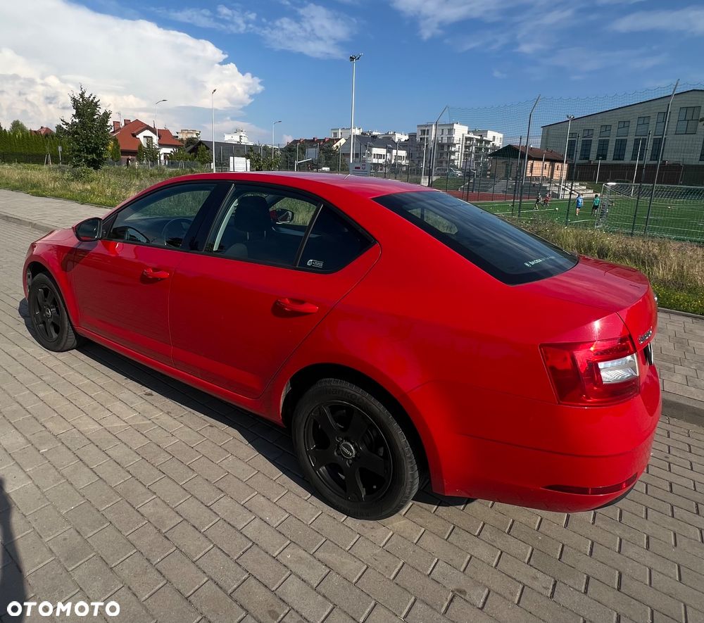 Skoda Octavia 1.6 TDI Ambition - 11