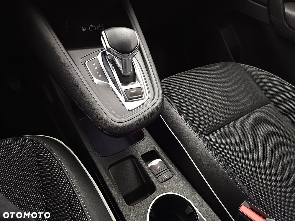 Renault Captur 1.3 TCe mHEV Techno EDC - 20