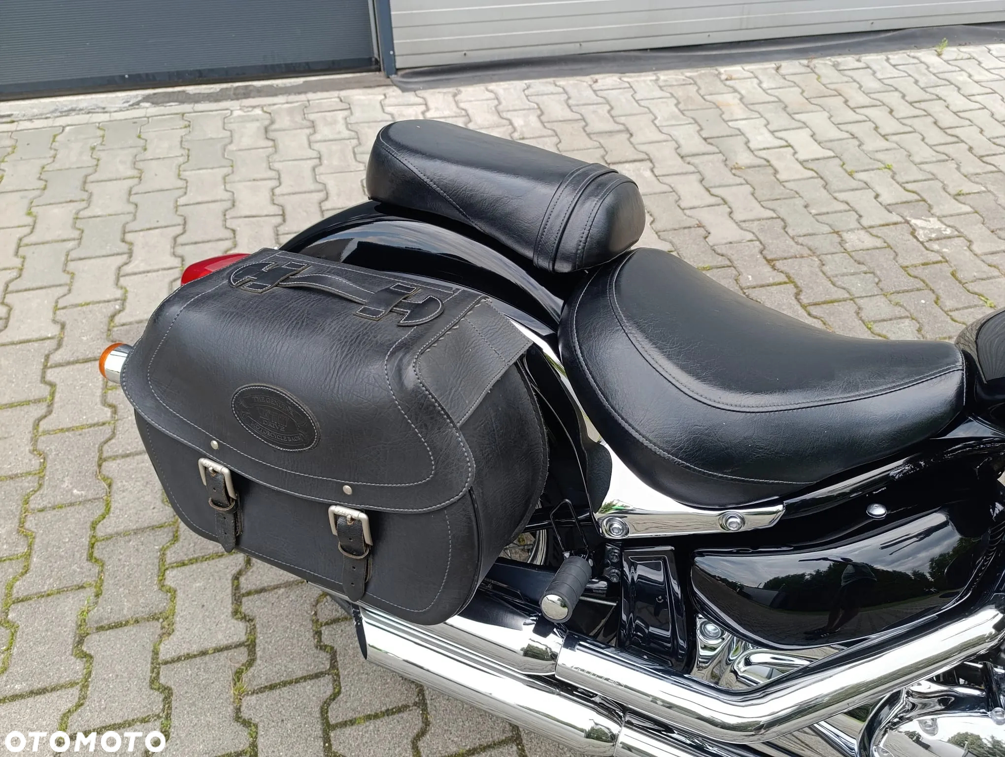 Suzuki Intruder - 13