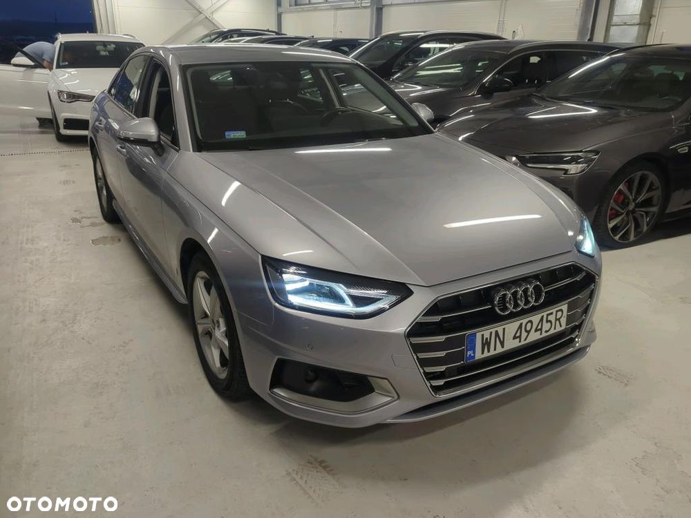 Audi A4 Limousine 35 TFSI mHEV Advanced S tronic - 2