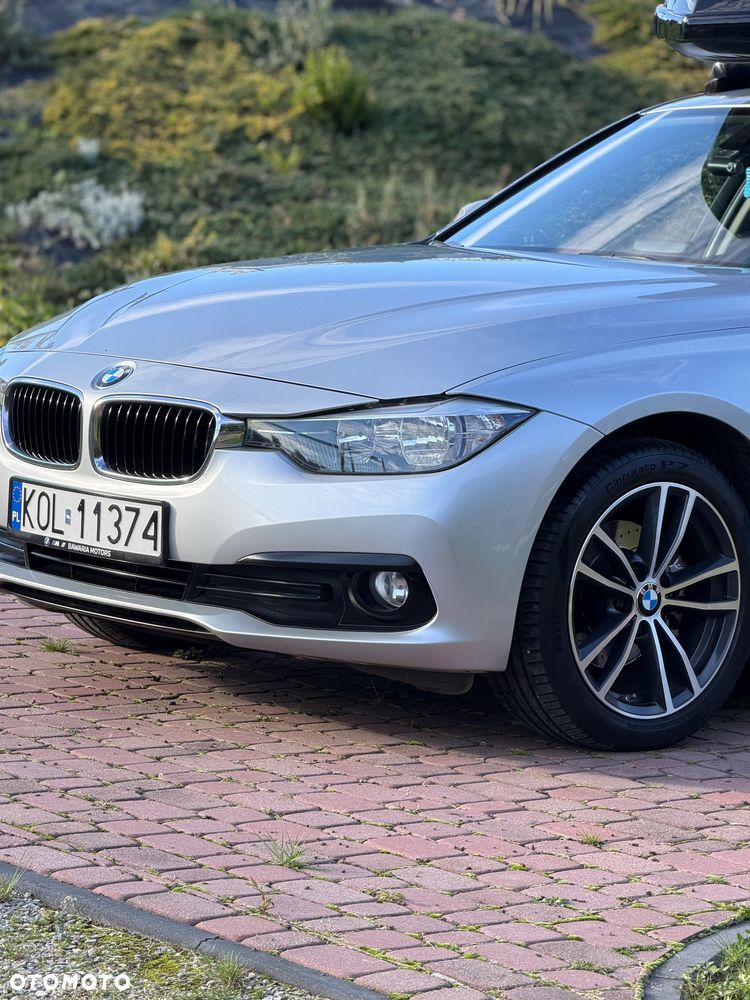BMW 320 2016 photo 3