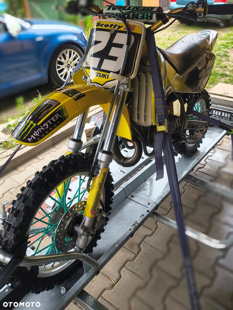 Suzuki RM - 2