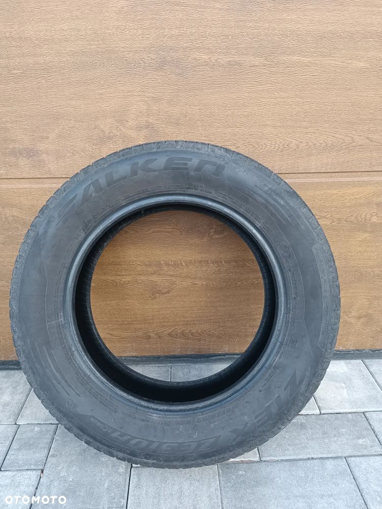 Koplet opon letnich Falken 215/65/17 99 V 2023 - jak nowe - 2