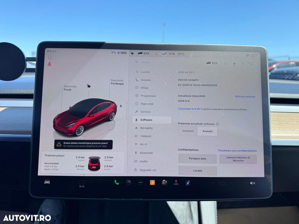 Tesla Model 3 Long Range AWD Premium - 30
