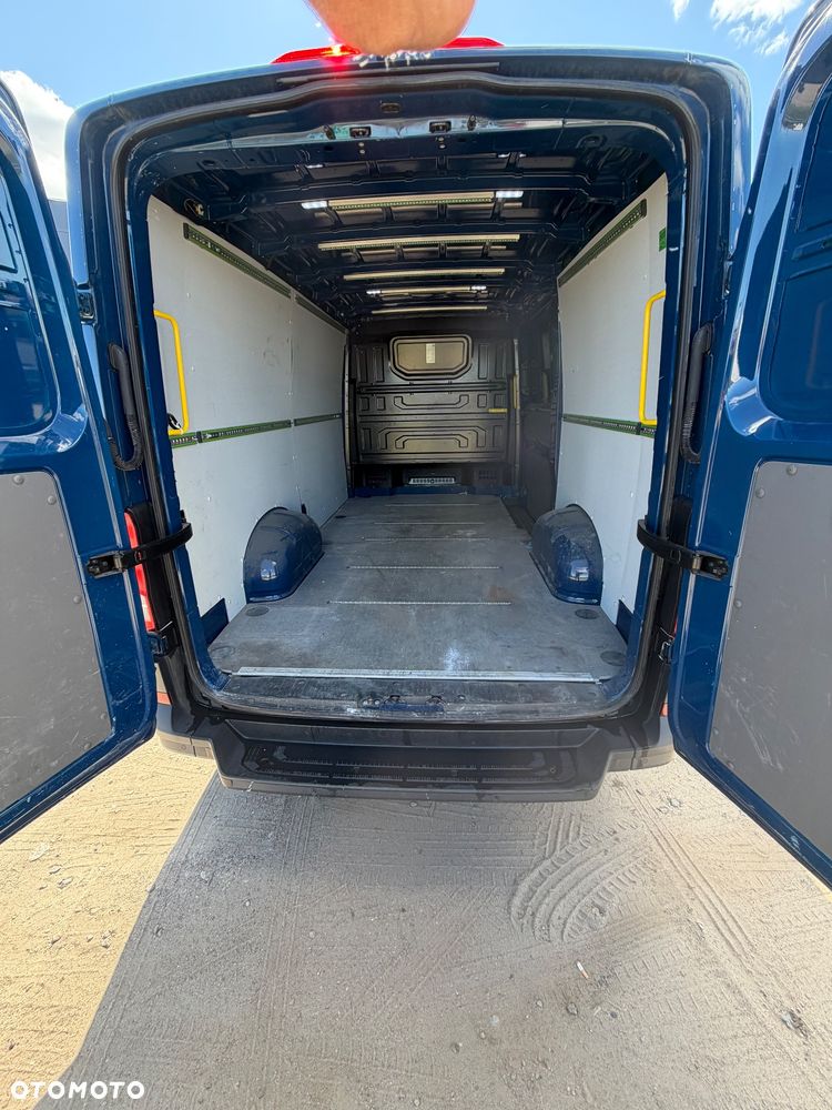 Volkswagen Crafter - 15