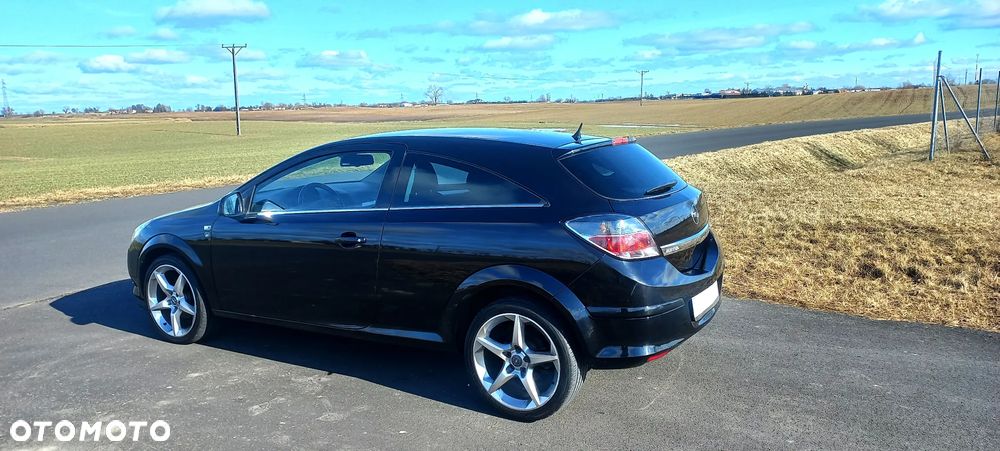 Opel Astra 1.6 Edition 111 Jahre - 9